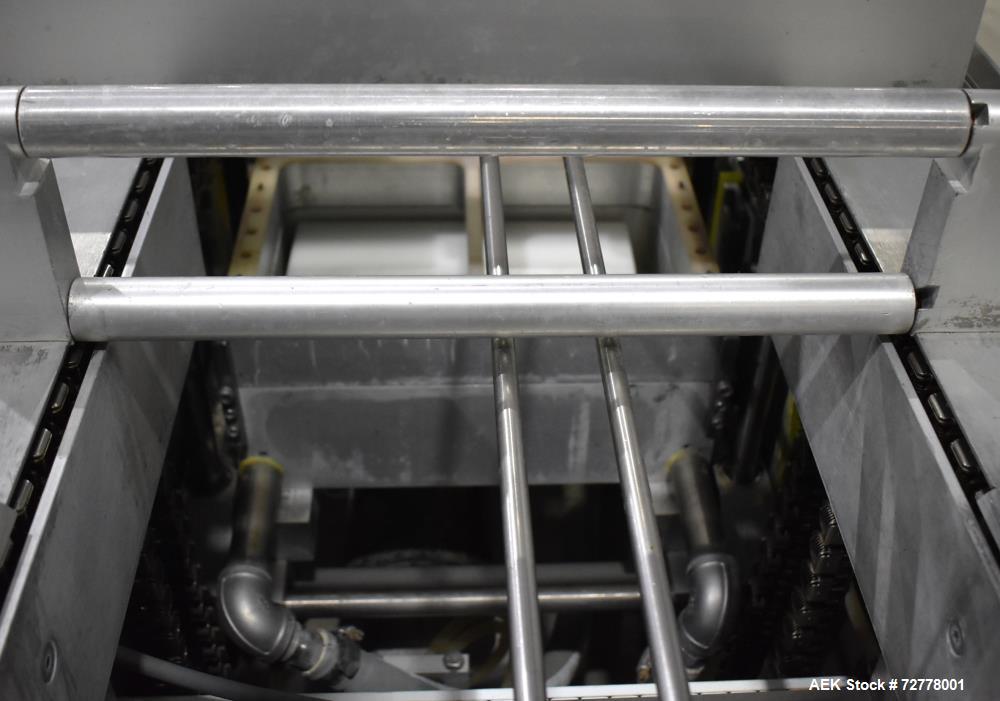 Used VC999 Model RS-420C Rollstock Compact Thermoformer. Stainless steel construction. Film width 423mm (17"). Maximum depth of draw: 50mm, 100mm, 135mm, 185mm (2"). Includes Vacuum pump, vacuum gas ...