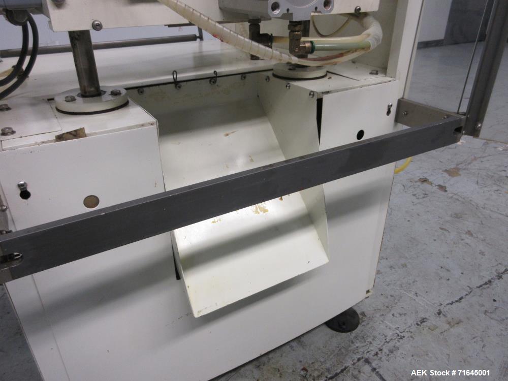 Used General Packaging Entrada Model El LC Vertical Form Fill Seal Machine