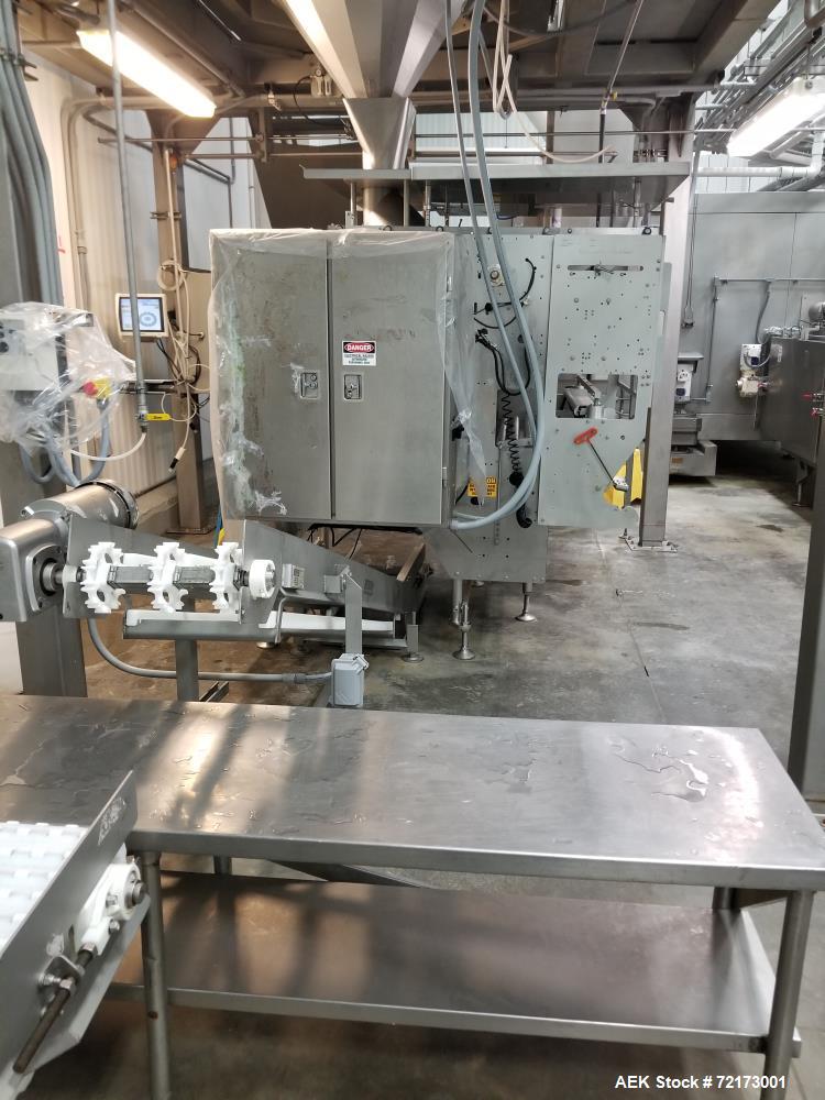 Used 2017 Pacmac 9500B Vertical Form Fill and Seal Machine.
