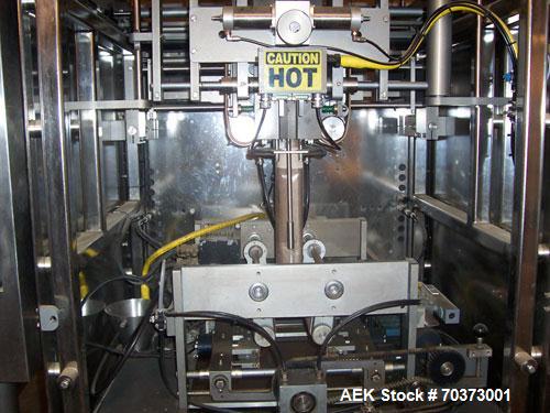 Used Pacmac 9500 Form Fill and Seal Machine.