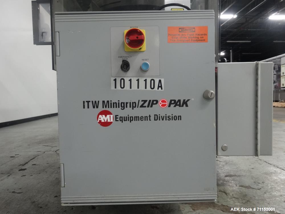 Used Pacmac Model 9500 Vertical Form Fill and Seal Machine Thermazip Slider Zip