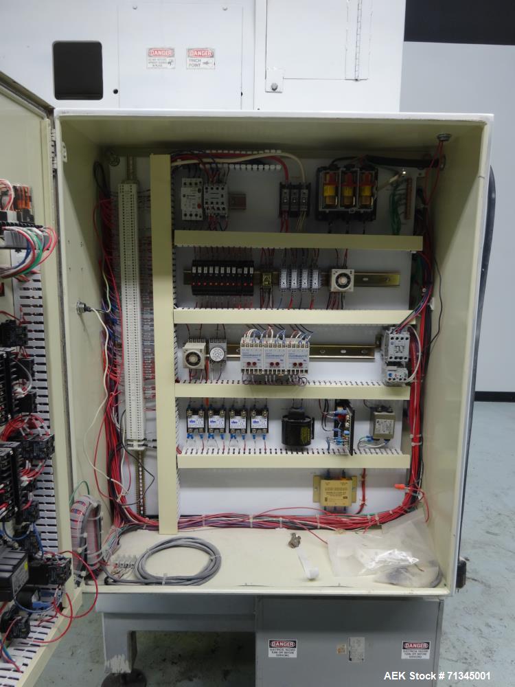 Used Circle Model V18H4D-II Vertical Form, Fill, and Seal Pouch Machine