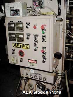 USED:Circle model V6BHP3 continuous motion vertical form/fill/seal.Last used running as three up on a 2" x 2" swabpad pouch. Will run upto 6" web width. Has swabpad dispenser, (1) FUS 3 pump (will ru...