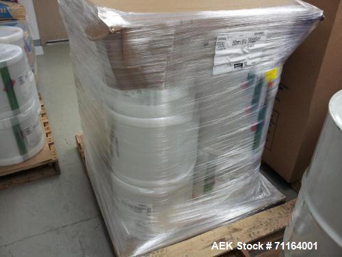 Used Cryovac 2000B Vertical Form Fill Seal Machine for Liquids. Capable of speeds up to 30 bags per pouch per minute. Has a pouch size range: width 6" to 12", length 8" to 24". Pouch fill volume 16 o...