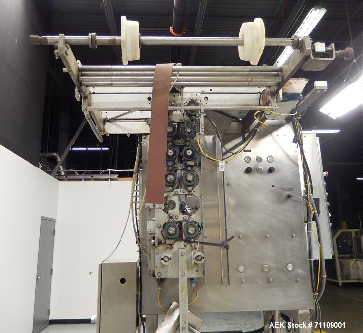 Used Circle Model V16 Vertical Pouch Machine with Tablet Feeder.