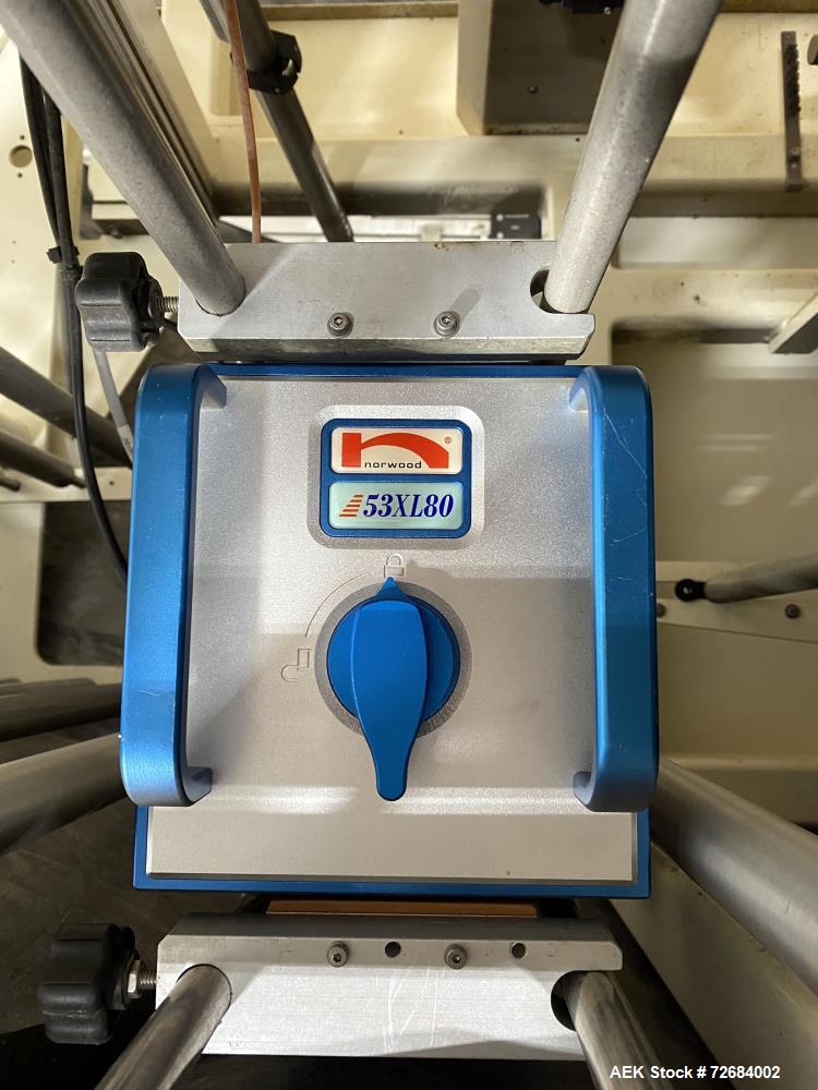 Hayssen Ultima ST 15-22 Vertical Form, Fill & Seal Packaging System