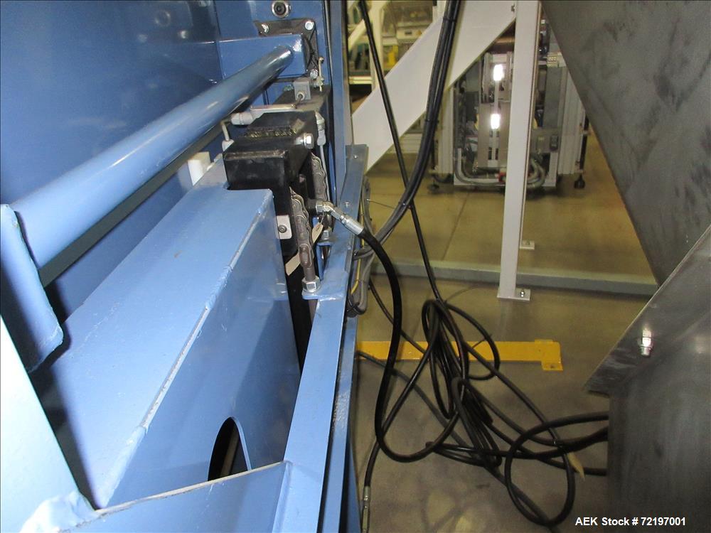 Used Hayssen Model SV-15-24HP Vertical Form Fill Seal Machine