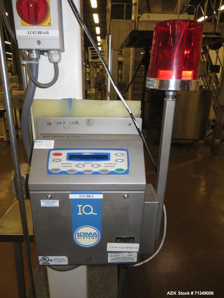 Used Matrix Mercury Model  2840R Vertical form fill and seal packaging system. Complete line includes with Yamato Zigma Series 10 head  dimpled/embossed bucket scale , Has mild steel platform, hot st...