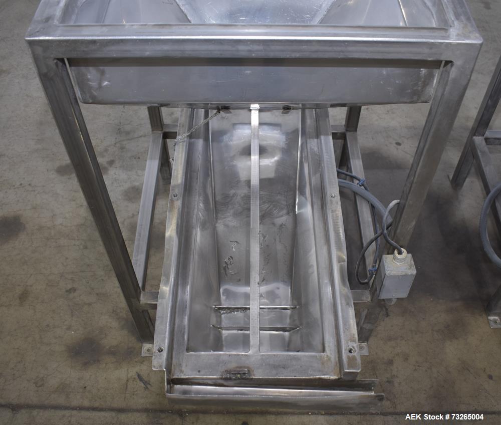 Buy a used Matrix Pro Series 20135R vertical form fill seal machine. High-speed packaging for dry goods. Includes scale. Contact us today!