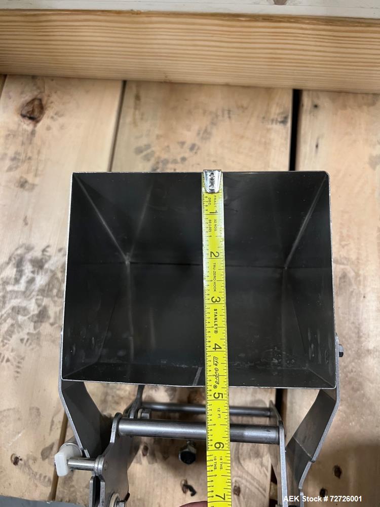 Used Kliklok Woodman Polaris II VFFS Bagmaker with Yamato Scale & Elevator