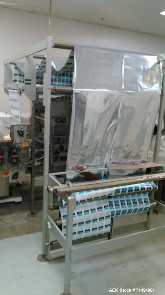 Used Circle Packaging Single Fold Horizonal Towelette Form, Fill and Seal Machine; Model H22S. Product flow from right to left while facing the seal head. Unfolded dimensions 7.5" wide x 6.5" long. F...
