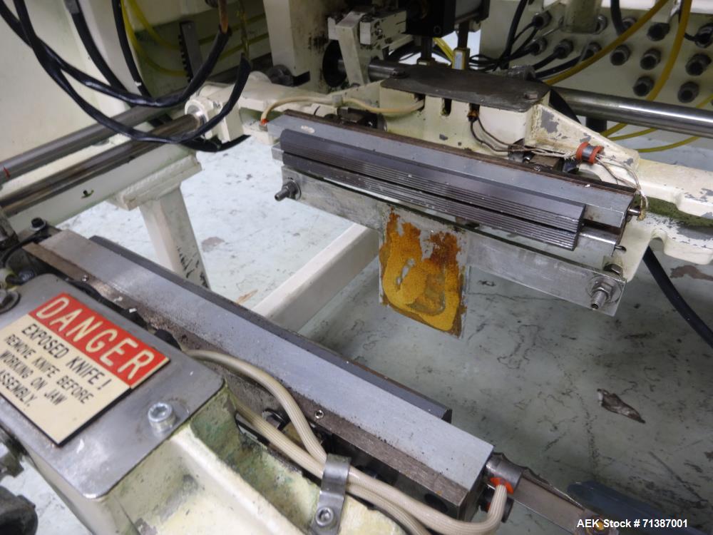 Used Hayssen Ultima Model 95-16 HR Vertical Form Fill Seal Machine
