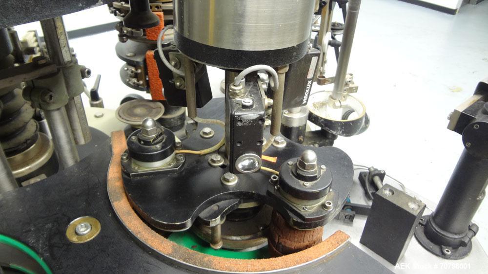 Used Nordson Model Durablue 4 Hot Melt Glue Unit. Has a 4-liter glue tank capacity. Has an output rating of up to 13.9lbs per hour with a melt rate of 10.3lbs per hour. Currently set up with (1) hose...
