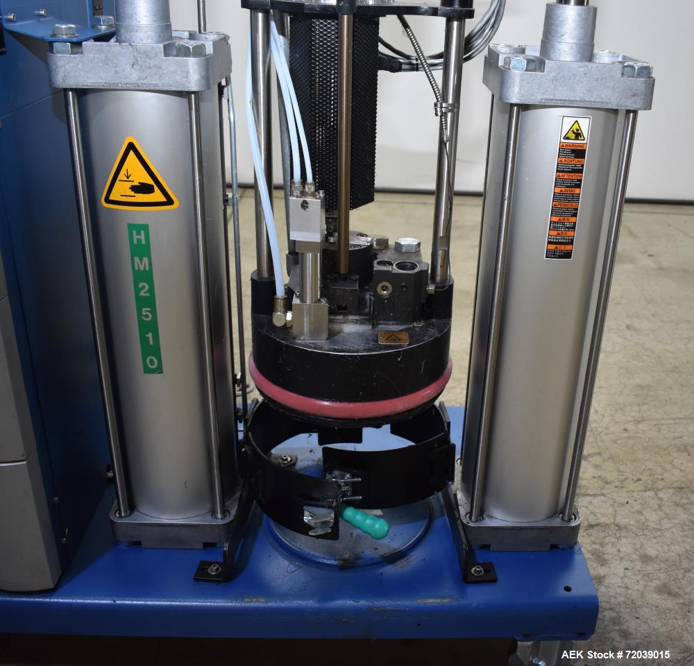 Used Nordson VersaPail Bulk Pail Melter. Model VP020-UN3E4LN/XPAPAWXXCXXXXXXX. 20 Liter or 5 gallon pail capacity, approximate 11.3" diameter. SN0186 Pump rated 8.9 kg/hr (19.6 lbs). Maximum operatin...