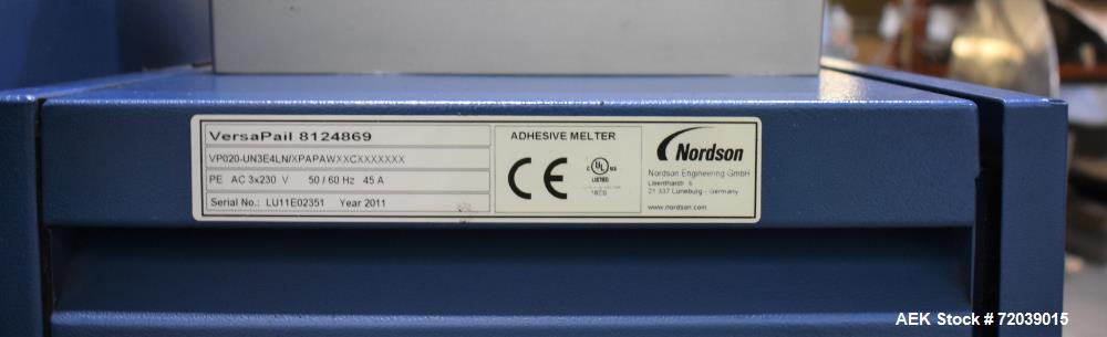 Used Nordson VersaPail Bulk Pail Melter. Model VP020-UN3E4LN/XPAPAWXXCXXXXXXX. 20 Liter or 5 gallon pail capacity, approximate 11.3" diameter. SN0186 Pump rated 8.9 kg/hr (19.6 lbs). Maximum operatin...