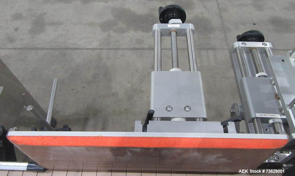 Stainless Steel Tronics S3S Wrap Labeling Machine for Round Containers