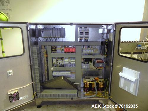 Used Fuji Intersleeve Model 3200H Horizontal sleeve labeler. Maximum speed 15,000/hour ( ref. sleeve 100 cl x 30lfw). Product diameter 8-40mm, product length 40-200mm. Last running plastic vials off ...