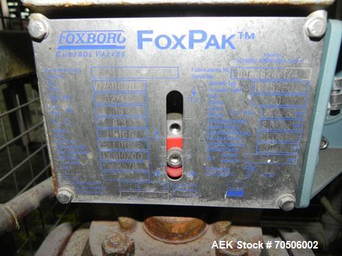 Used PDC Model HC High Speed 16 Station Rotary Stretch/Shrink Labeler. With steam tunnel, capable of speeds up to 600 BPM. Uses a clamp draw down technology method of application. Sleeve range: diame...