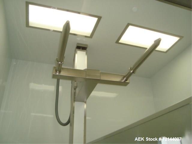 Used L.B. Bohle Lifts HS-800 Pharmaceutical Tote Lift Column