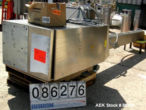 USED: L B Bohle tote lift, model PM400, 316 stainless steel. Capcity 800 pounds. Includes an approximate 600 liter tote. Driven by a 2.25 kw, 3/60/460 volt motor. Built 2000.