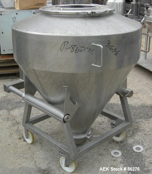 USED: L B Bohle tote lift, model PM400, 316 stainless steel. Capcity 800 pounds. Includes an approximate 600 liter tote. Driven by a 2.25 kw, 3/60/460 volt motor. Built 2000.