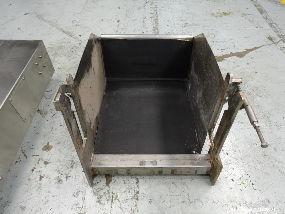 Used Materials Transportation Co Model HLC-2 Stationary Column Dumper