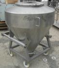 USED: L B Bohle tote lift, model PM400, 316 stainless steel. Capcity 800 pounds. Includes an approximate 600 liter tote. Driven by a 2.25 kw, 3/60/460 volt motor. Built 2000.