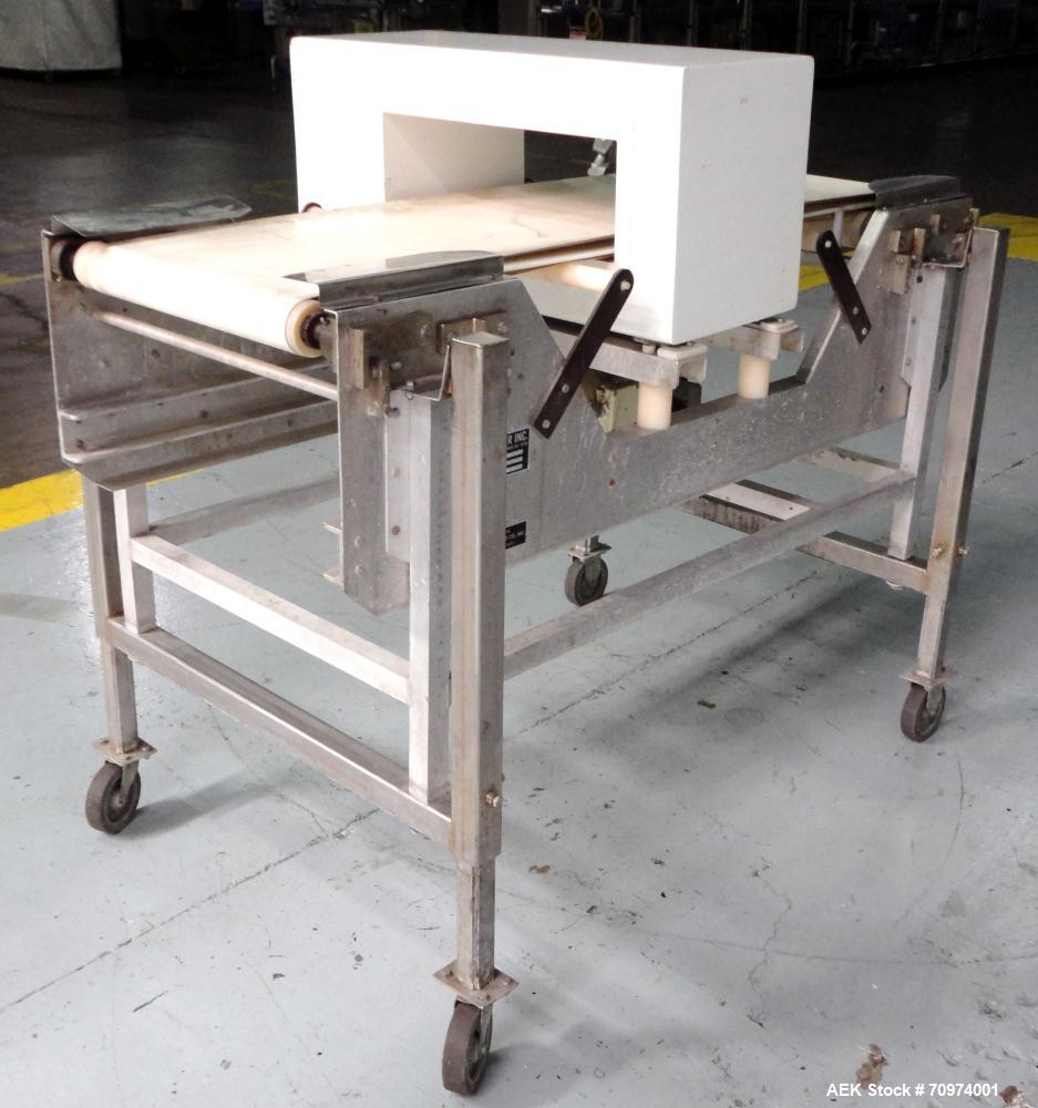 Used Goring Kerr Tektamet Model 60AL18B Metal Detector