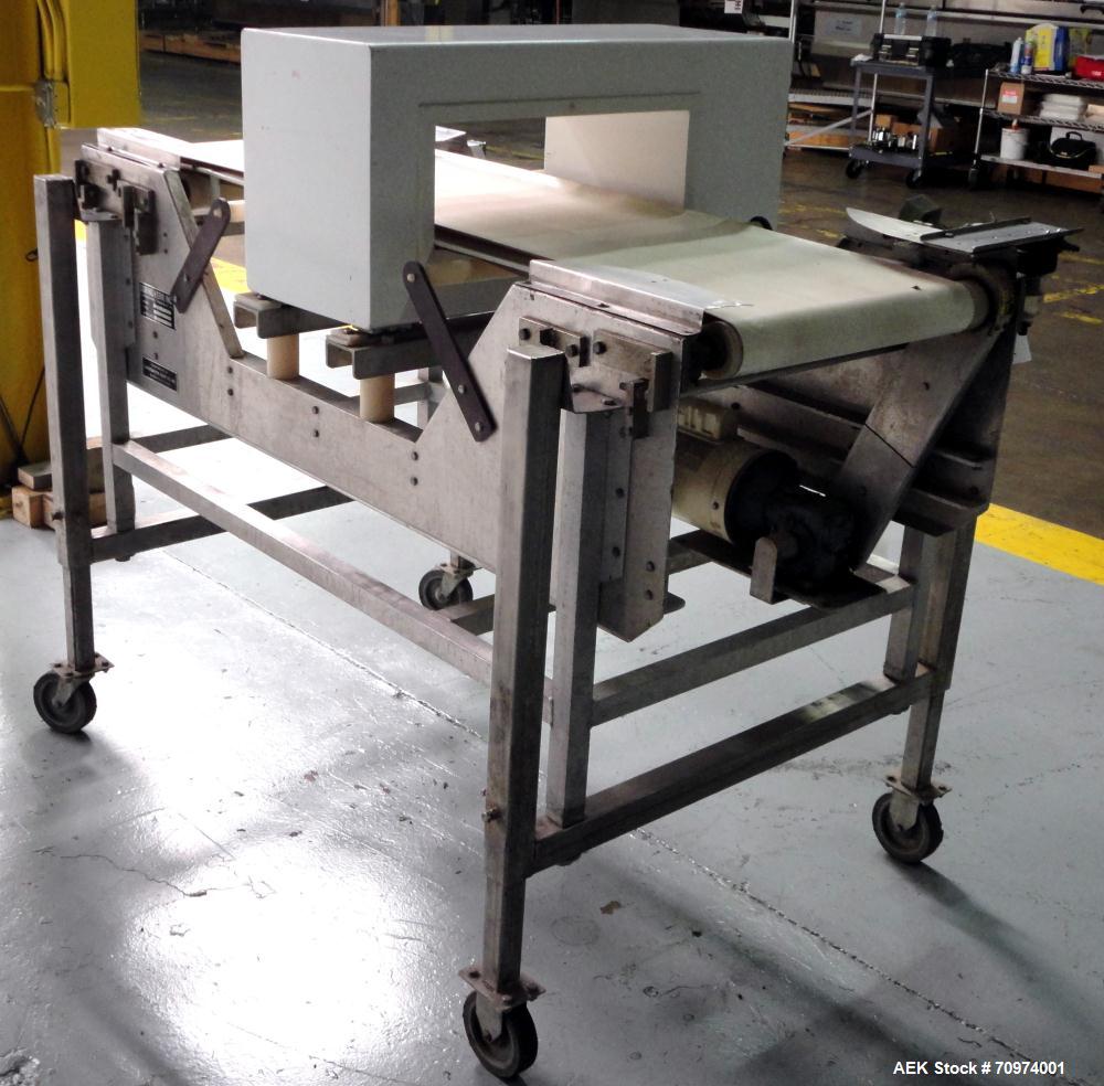 Used Goring Kerr Tektamet Model 60AL18B Metal Detector