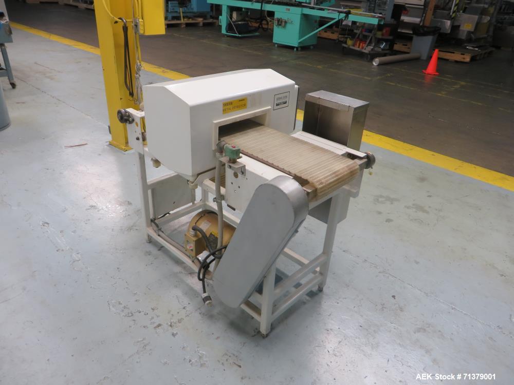 Used Goring Kerr Model DSP2 Conveyor Mounted Metal Detector