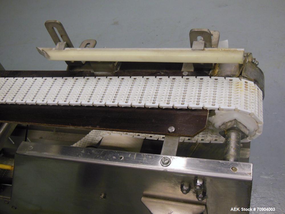 Used- Loma IQ2 Conveyor Mounted Metal Detector.  Built 06/2004. Aperture size 100 mm (3-15/16") Wide x 350 mm (13-3/4 ") Tal...