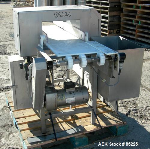 USED: Loma Super Superscan micro metal detector. Aperture size 14" wide x 8" high. Frequency 153.6 khz. Power 115 volt, 2 amp, 60 hz. 12" wide x 52" long conveyor, no belt. 1/2 hp DC motor with speed...