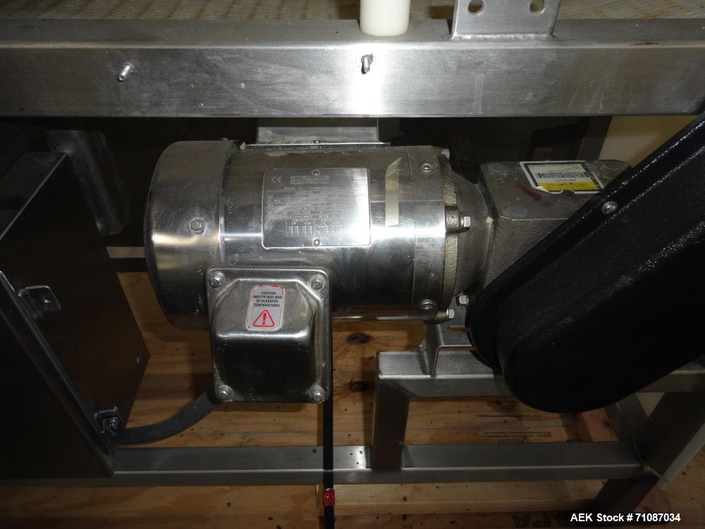Used Mettler-Toledo Model SL 1200 Safeline Metal Detector.  Has a 13 1/2" x 7" high aperature.  Mounted over a 60" long x 12" wide conveyor.  Drive by a 1/2 HP, 1/60/115/208-230 Volt washdown motor. ...