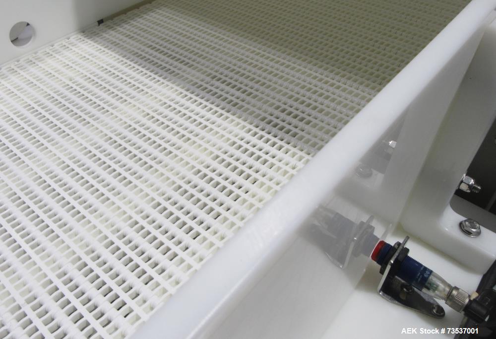 Used Mettler Toledo SL2000 Safeline Metal Detector with 21.5” x 10.5” Aperture