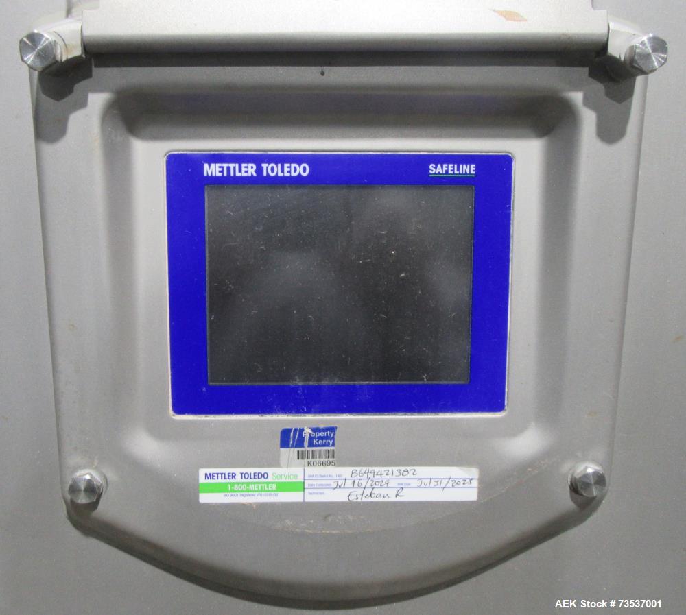 Used Mettler Toledo SL2000 Safeline Metal Detector with 21.5” x 10.5” Aperture