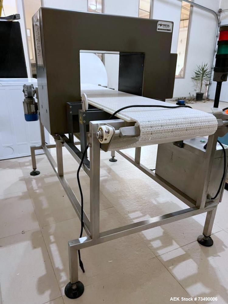 Used Fortress Technology Metal Detector – Model Phantom | 10.5" x 13" Aperture | Ferrous & Non-Ferrous | Food & Pharma Safe