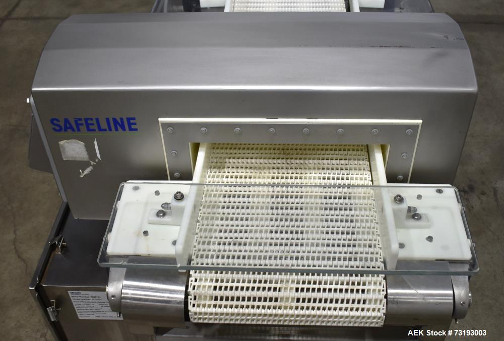 Used Safeline SL2000 Conveyor Mounted Metal Detector – 13.75" x 4" Aperture