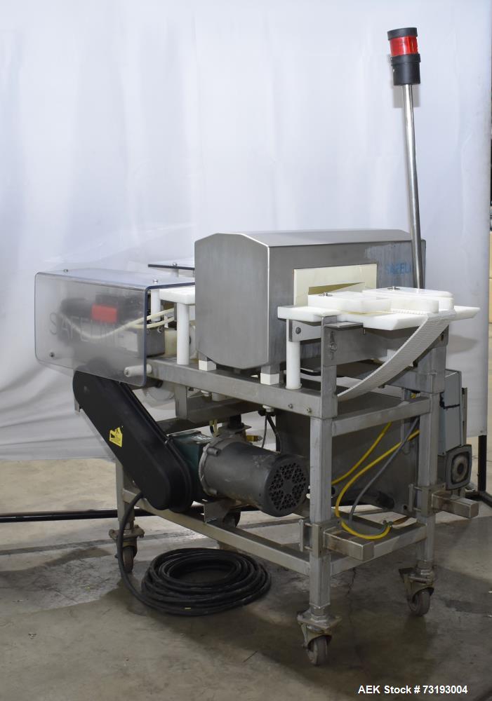 Used Mettler Toledo Safeline SL2000 Conveyor Metal Detector – 8" x 3" Aperture