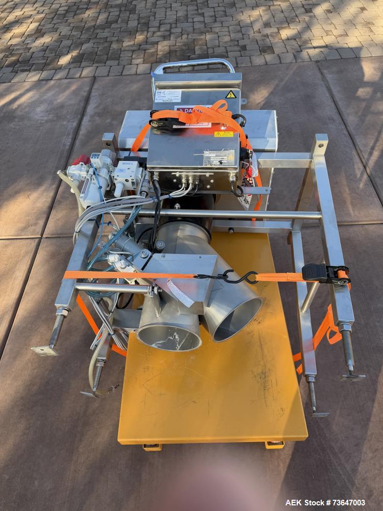 Buy Used Lock Metal Detector VFC/RM-431S/FN – Gravity Feed Inspection Unit