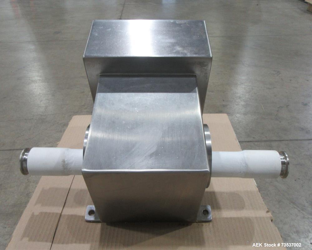 Used Fortress Stealth Pipeline Metal Detector. Approximate aperture size 4" diameter x 10-1/2" long. Through pipe is 2" diameter. Serial# Q-54003-21889.