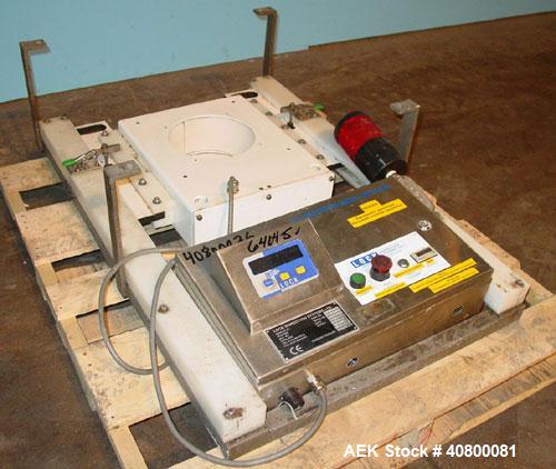 Used Lock Inspection Systems V5 Waferthin Met 30+ Metal Detector, Model Met30-200/+/IP54/286KHZ. Aperture size approximately 8 5/8" diameter x 4" deep. Includes a control panel. Built 2002.
