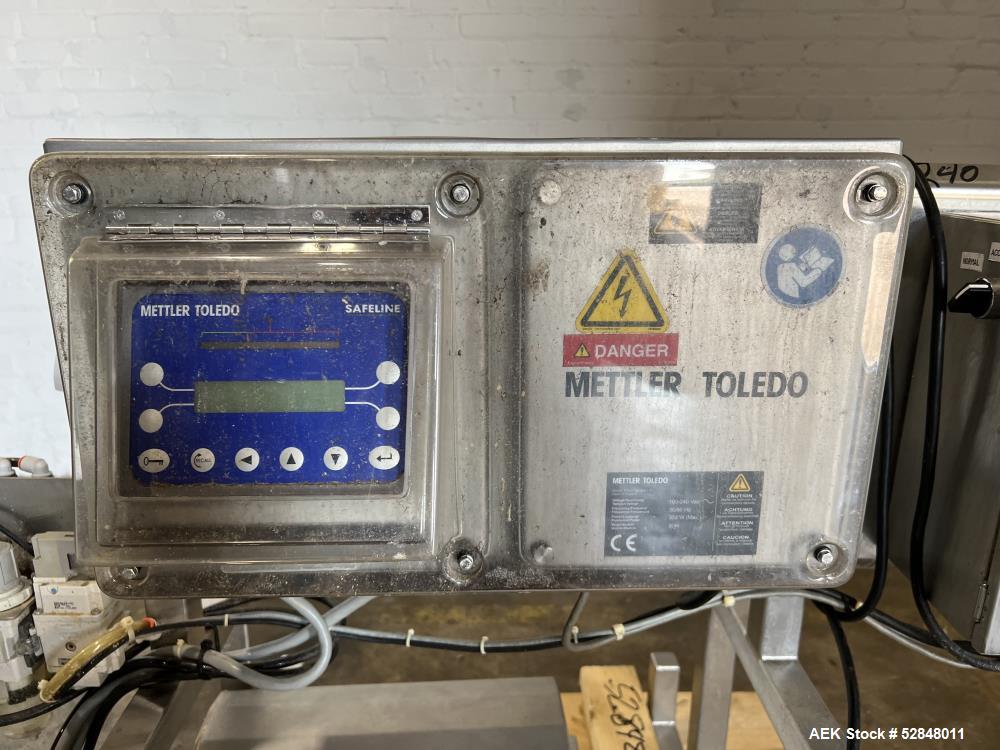 Used- Mettler Toledo Pipeline Metal Detector, Model PL150. Tube dimensions are: 5-3/4" (diameter) x 6" (length). Control pan...