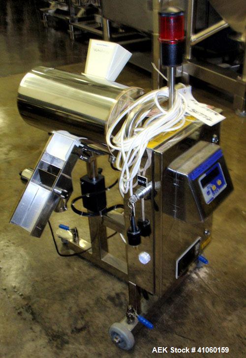 Used Lock Inspection Systems Fall Thru Metal Detector, Model MET 30+ Universal. 3 3/4" wide x 1-3/4" high opening with reject, 115 volt with controls on stand. Capable of 30,000 tablets/capsules per ...