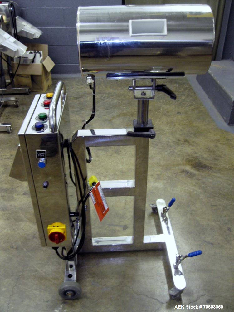 Used Lock Metal Detector, Model MET 30+, 3.75" x 1.5" opening with reject, serial #3263/2, part #3263, new 2000.