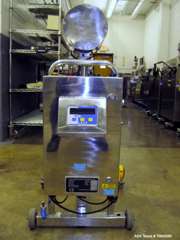 Used Lock Metal Detector, Model MET 30+, 3.75" x 1.5" opening with reject, serial #3263/2, part #3263, new 2000.