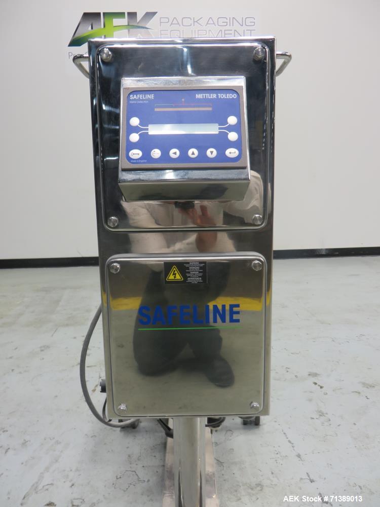 Used Mettler Toledo Safeline Model 25 Tablet Metal Detector