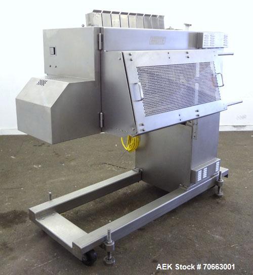 Used Grote Model S/A-530 Single Lane Slicer/Applicator. Machine is rated at up to 176 strokes per minute per lane. Unit also bulk slices, stacks and shingles. Maximum slice rate in stack or shingle m...