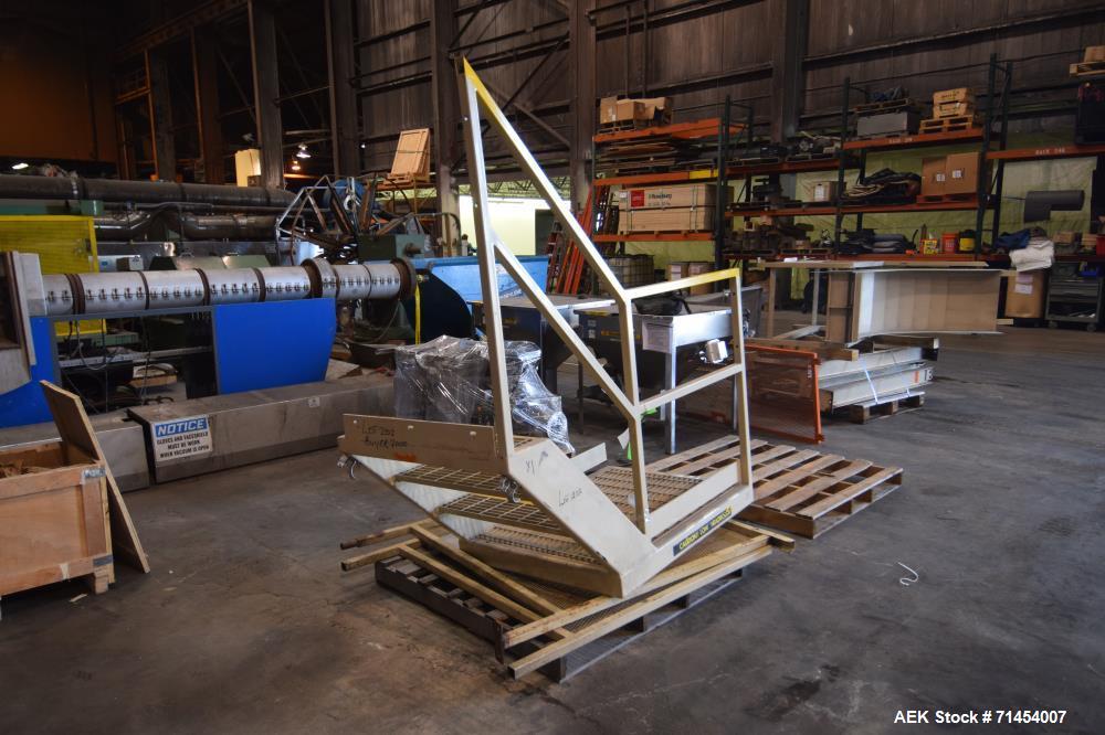 Used Packaging Systems International 2200 Automatic Bag Palletizing System and 