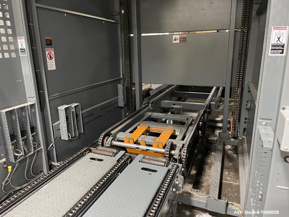 Used Alvey Series 780 Compact Automatic Full Case Palletizer. Capable of speeds up to 50 cases per minute. Includes pallet feeder, tier/slip sheet placer. Allen Bradley Compact Logix L326 PLC Control...