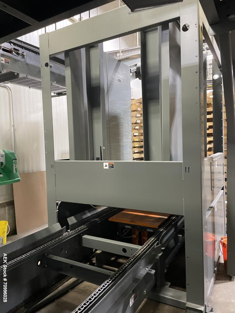 Used Alvey Series 780 Compact Automatic Full Case Palletizer. Capable of speeds up to 50 cases per minute. Includes pallet feeder, tier/slip sheet placer. Allen Bradley Compact Logix L326 PLC Control...